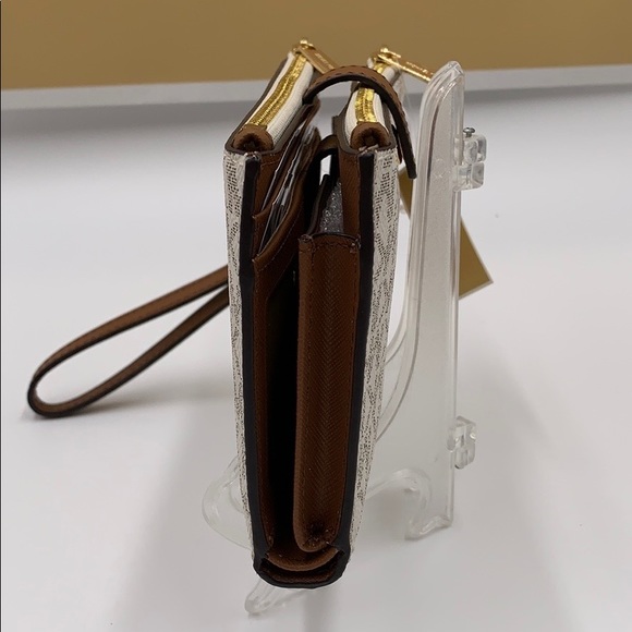 MICHAEL KORS LG DOUBLE ZIP WRISTLET VANILLA - Picture 3 of 16